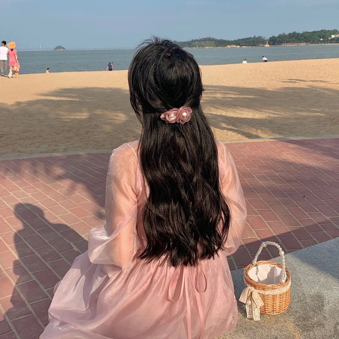 披著丝绸的魔鬼